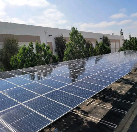 لوحات الطاقة الشمسية جينكو Qcells 560W 565W 570W 575W 580W لوحة الطاقة الطاقة الشمسية Pv Panel Array