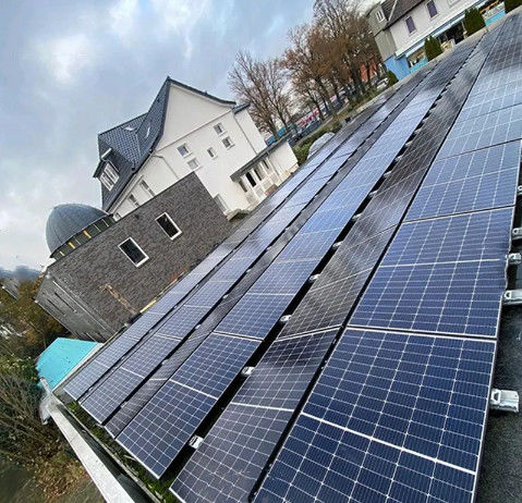 كفاءة عالية 450W 500W 550W لوحة شمسية لوحات شمسية أحادية البلورات نصف خلية مجموعة لوحة شمسية للمنازل